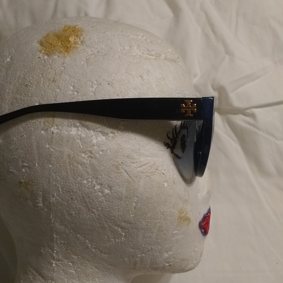 Tory Burch (BLUE) frame sunglasses main image 6